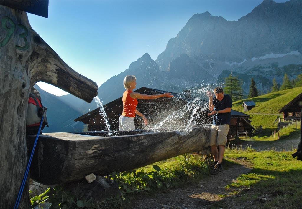 Bio-Holzhaus Und Landhaus Heimat Ramsau am Dachstein Ngoại thất bức ảnh